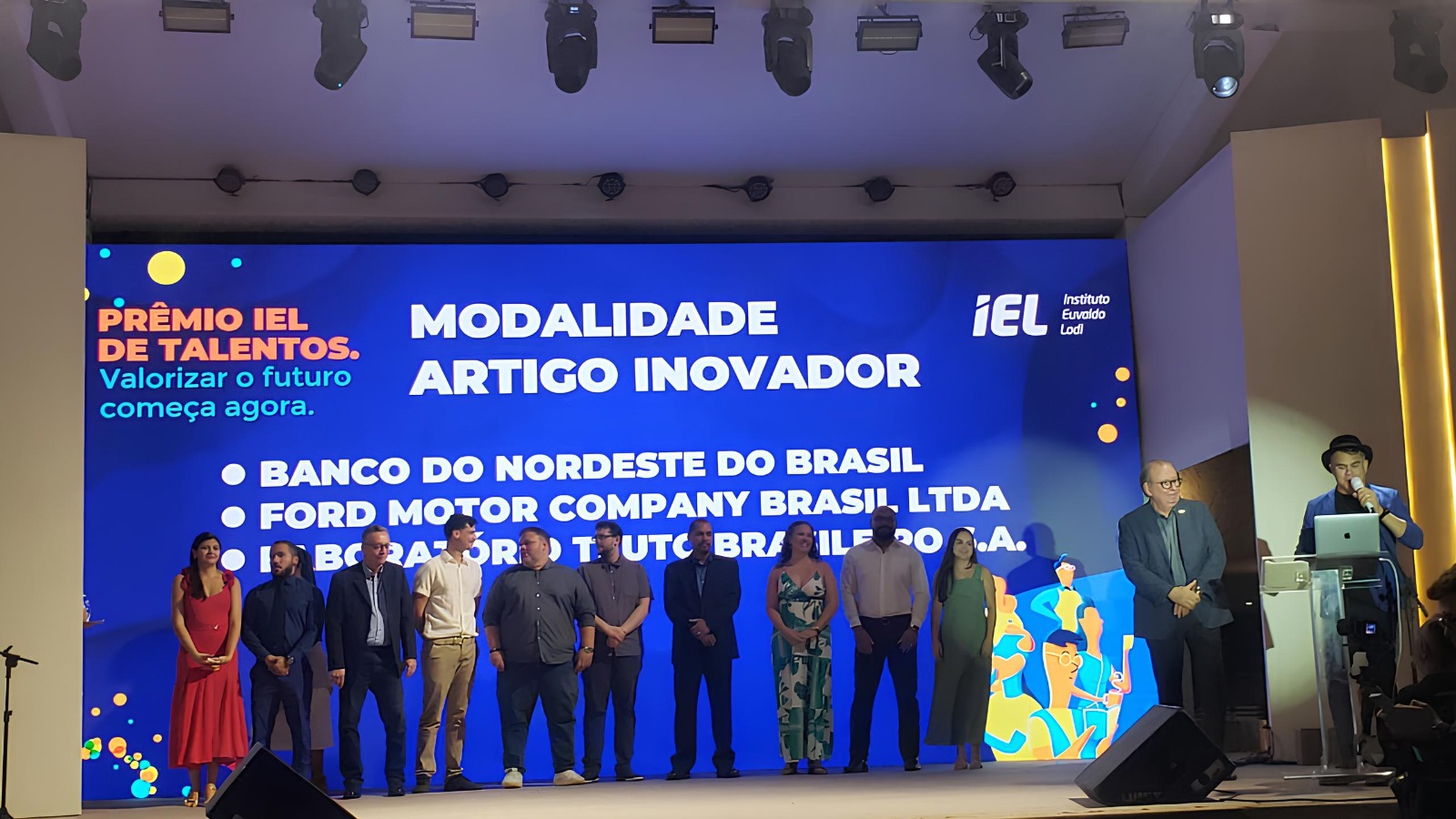 Teuto conquista prêmio nacional com projeto inovador em pesquisa e desenvolvimento 